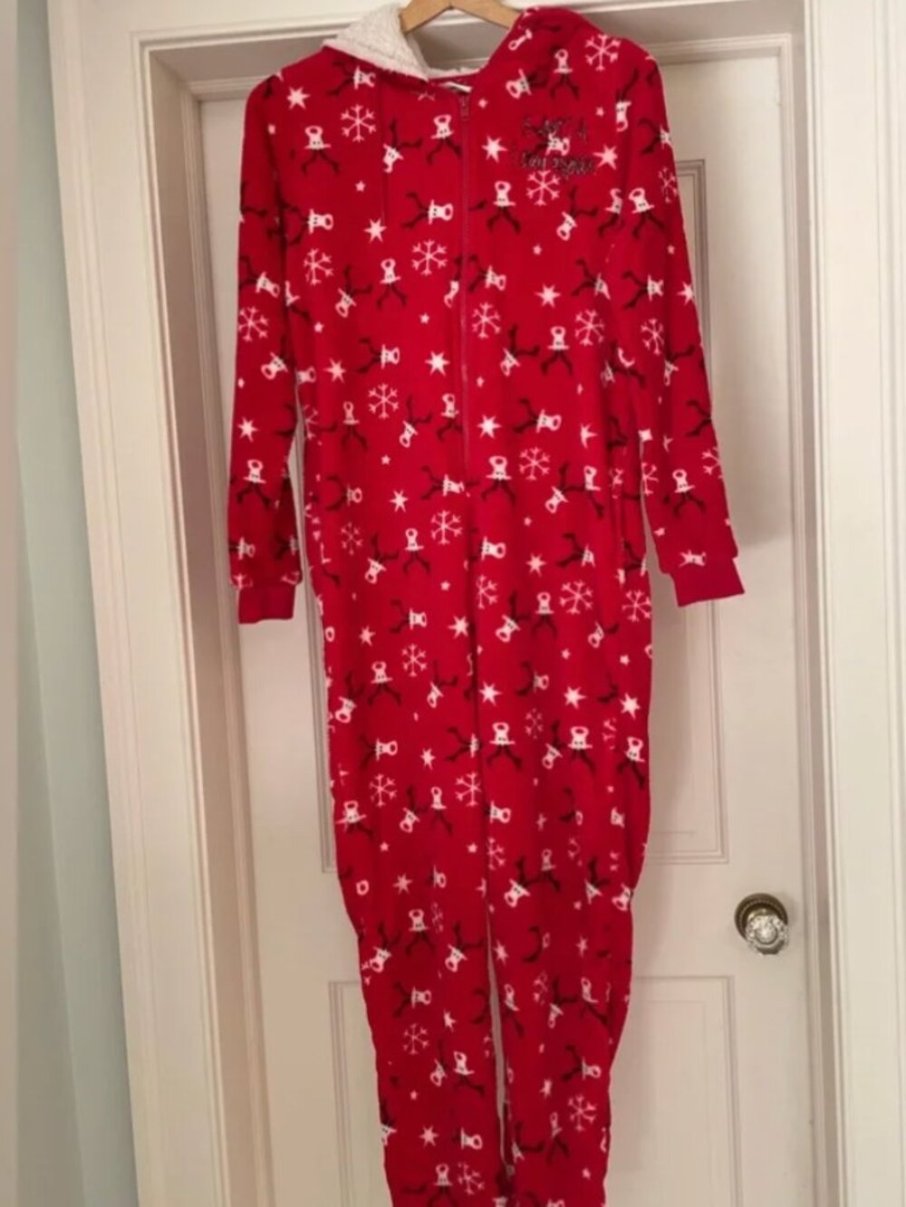 Bluenotes White and Red Christmas Santa Onesie. Never worn Size Small